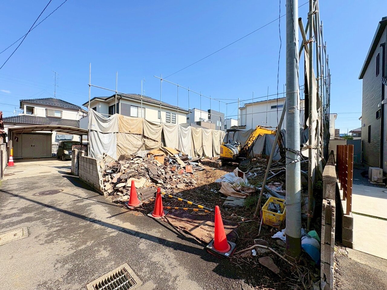 ちょっとした雨なら防げる広々としたインナーバルコニーを採用しました。(令和8年4月 撮影)