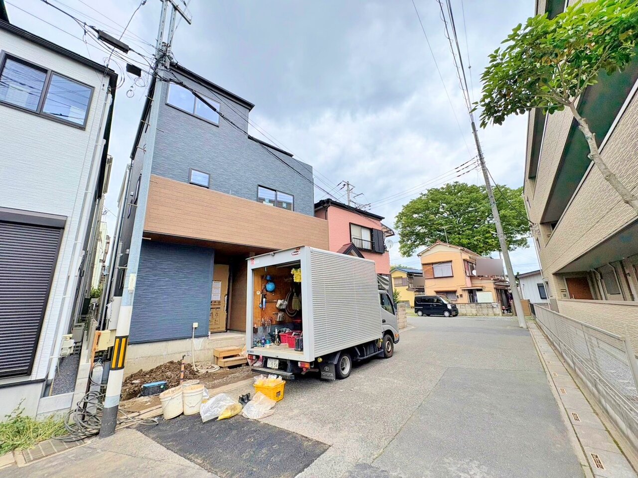 川口市本前川１丁目