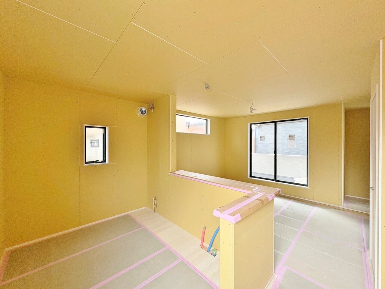 会話の弾むキッチンは自然とご家族の中心に。(令和8年4月 撮影)