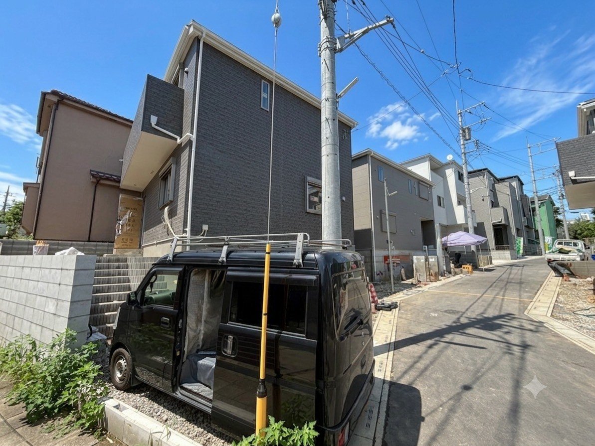 LDKは広々18帖、カウンターキッチンを採用しています。(令和8年7月 撮影)