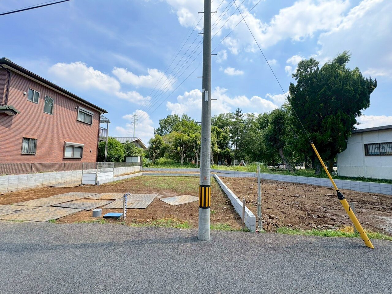 建物の居住性に拘った邸宅は「安らぎ」と「快適」を実現。(令和8年6月 撮影)