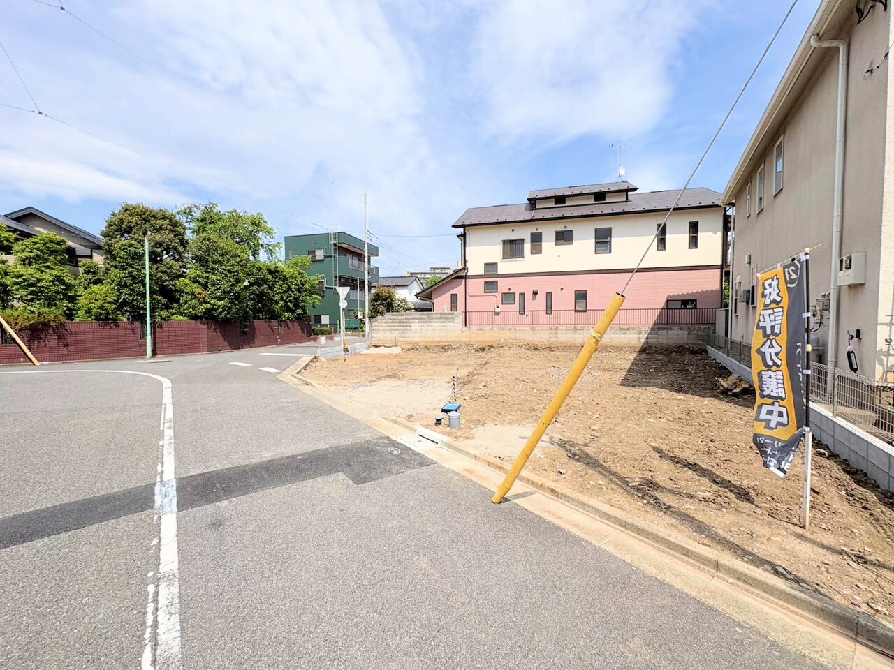 居室としても利用できるサービスルームを設けた2LDK+2Sの間取り。(令和8年5月 撮影)