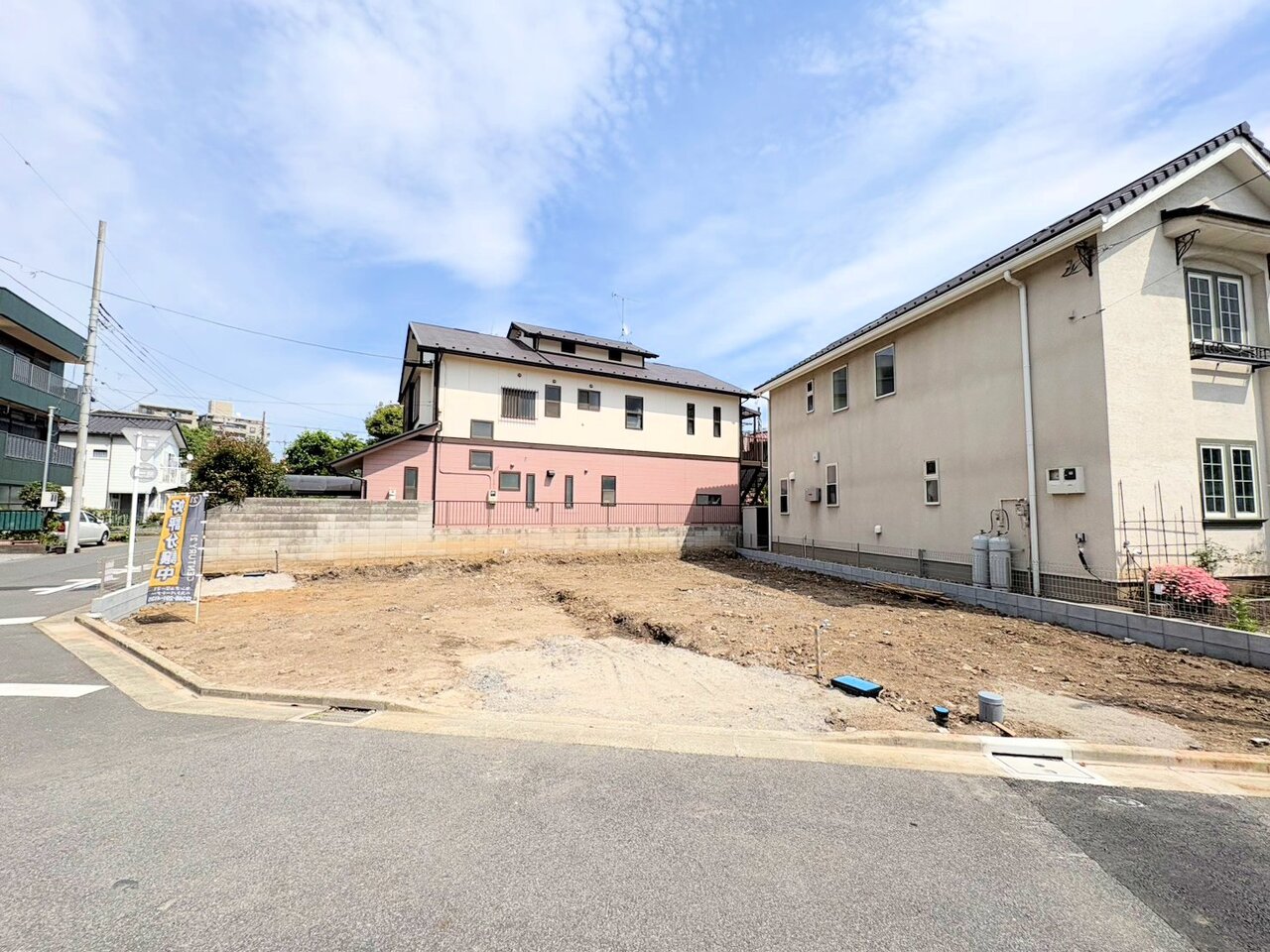 まとめ買いも安心な大容量のパントリー付き。(令和8年5月 撮影)