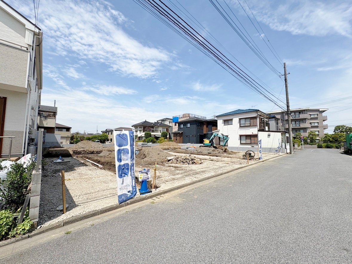 ２１．５帖のLDKにはカウンターコーナーやパントリーを備えています。(令和8年5月 撮影)