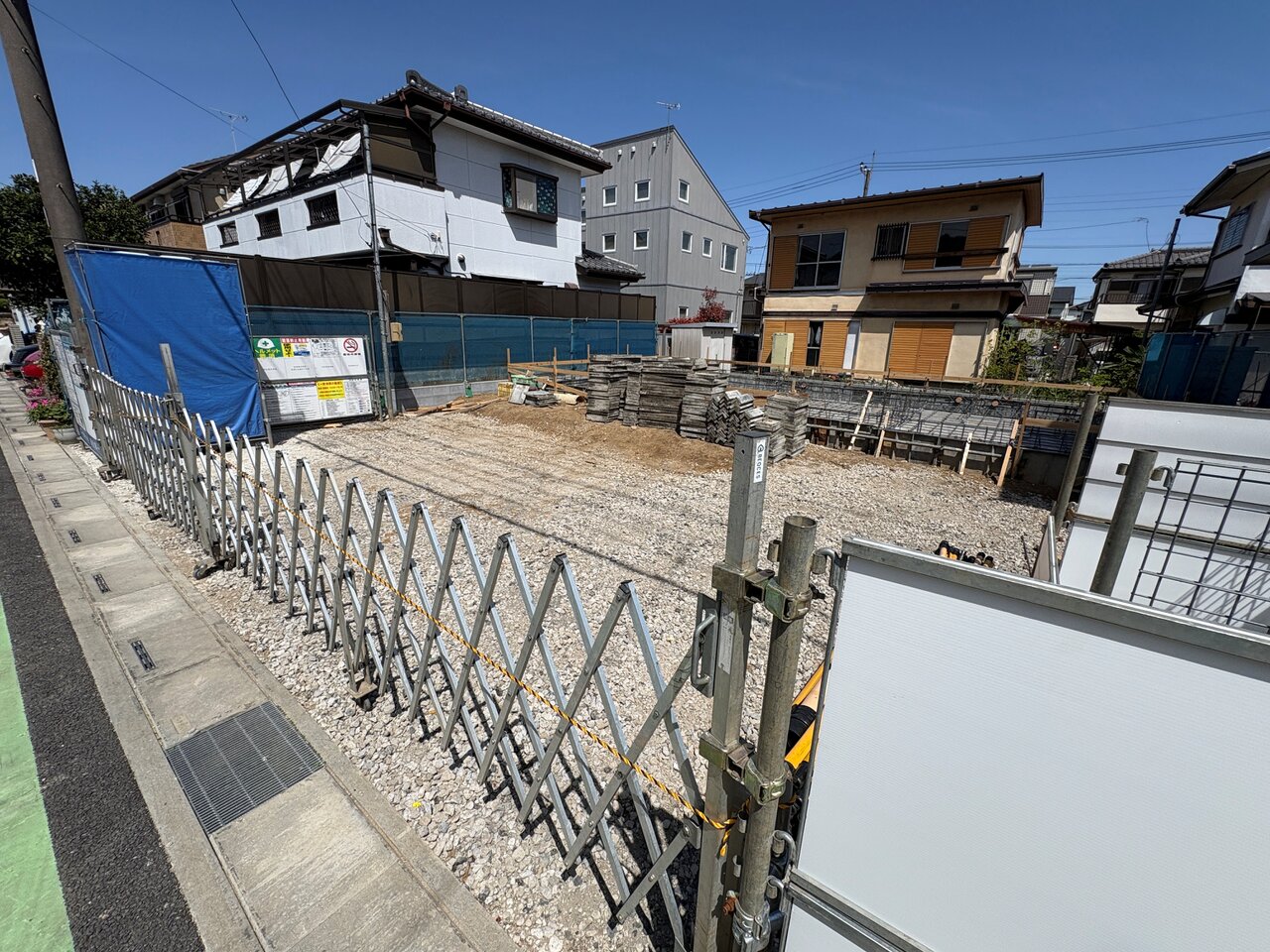 脱衣所内に二つの扉を設け、回遊動線を作ったお住まいです。(令和8年5月 撮影)