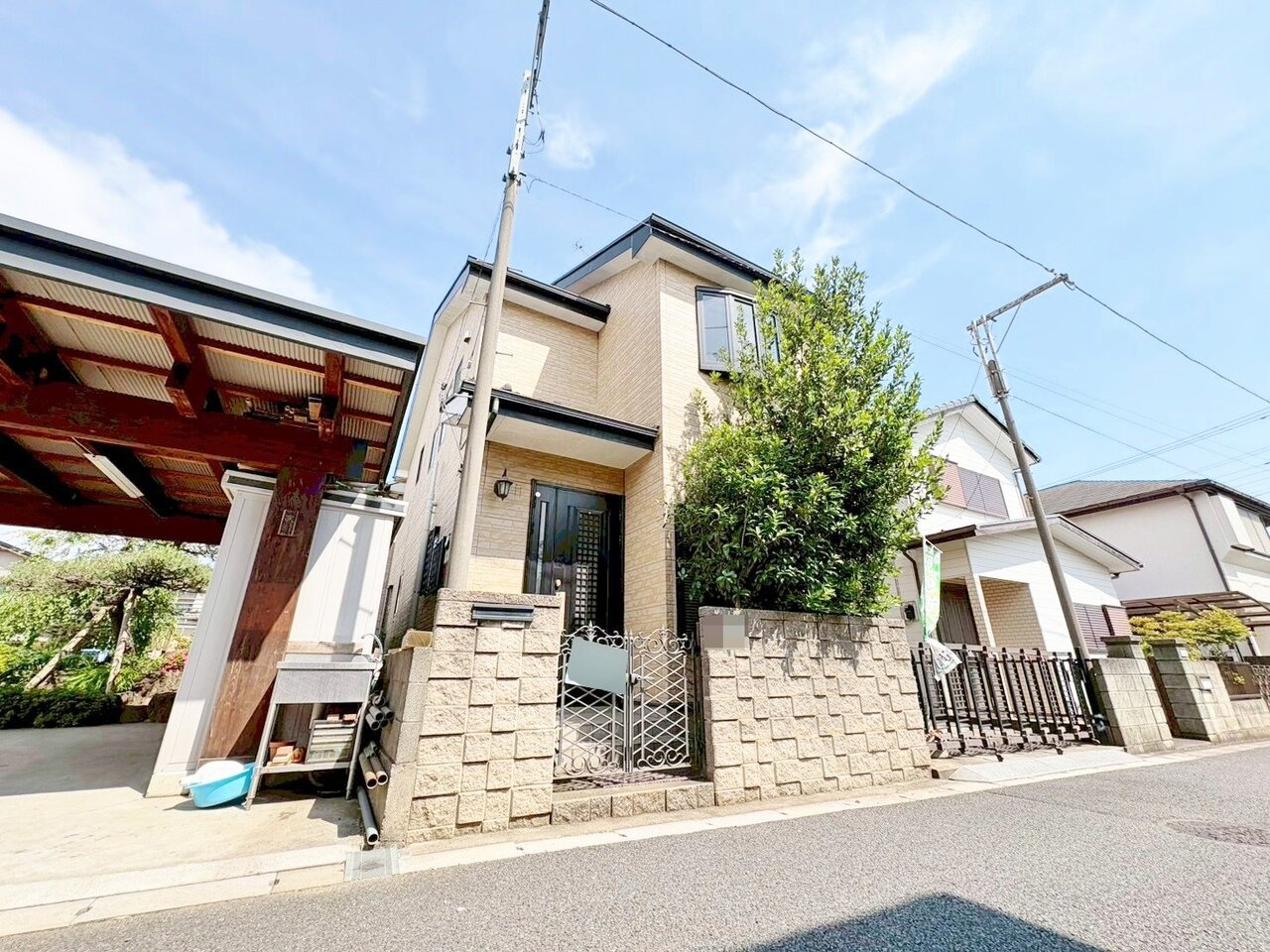 リビングスルー階段は、家族の自然なコミュニケーションが増加します。