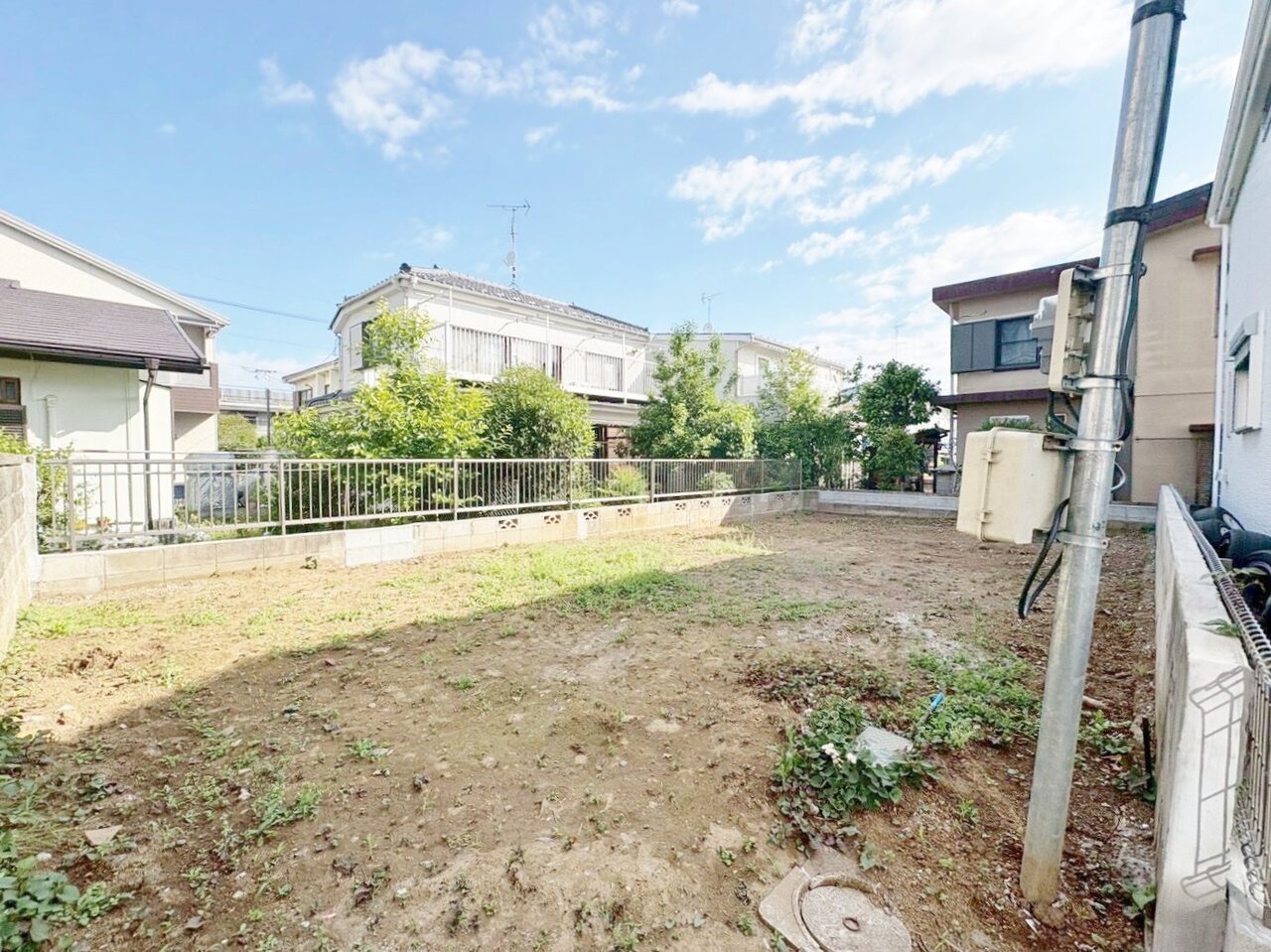 鳩ケ谷駅徒歩12分、プラスワンリビングのあるお住まい。(令和8年5月 撮影)