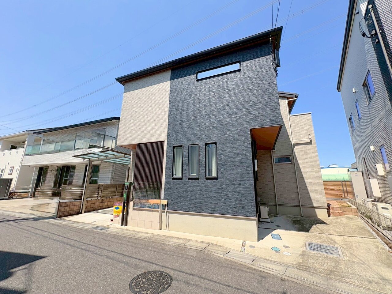 2019年8月築の邸宅。ゆったりした時間が流れる住環境。