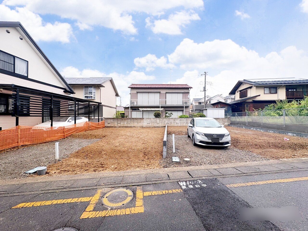 小学校まで徒歩6分でお子様の通学も安心です。(令和8年5月 撮影)