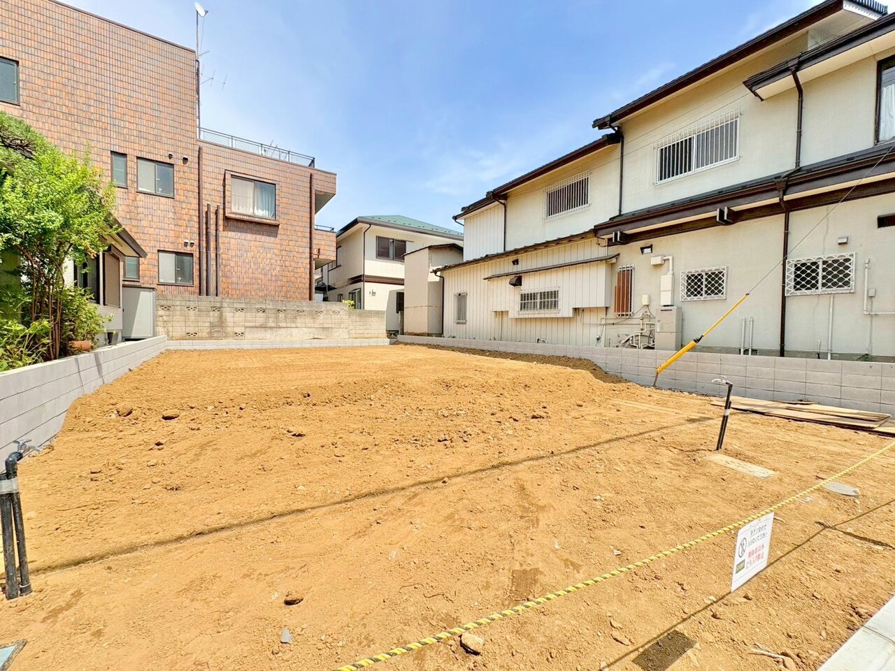 小・中学校まで徒歩9分以内でお子様の通学も安心です。(令和8年6月 撮影)