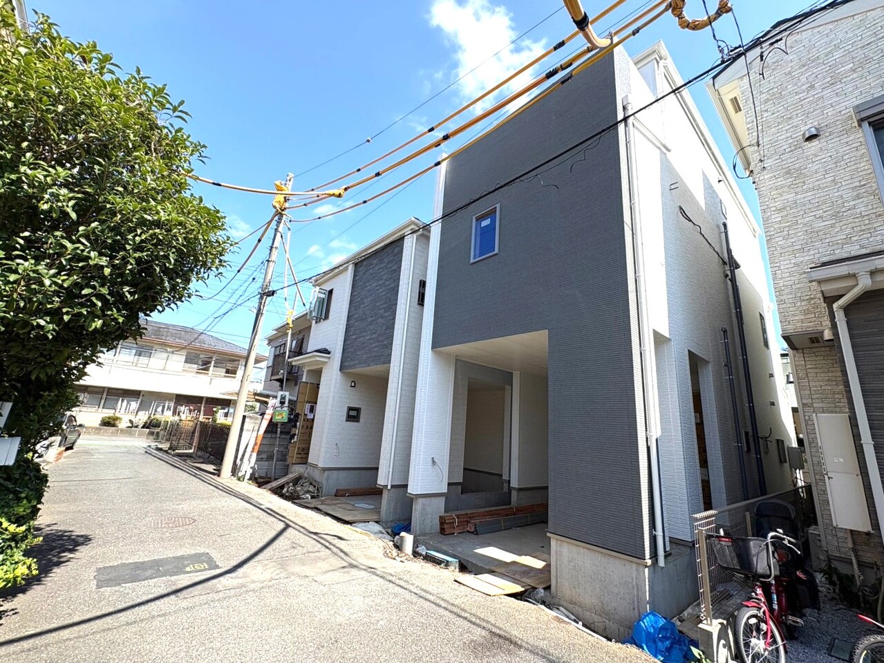 全居室二面採光、各部屋に収納スペースを備えました。(令和8年8月撮影)