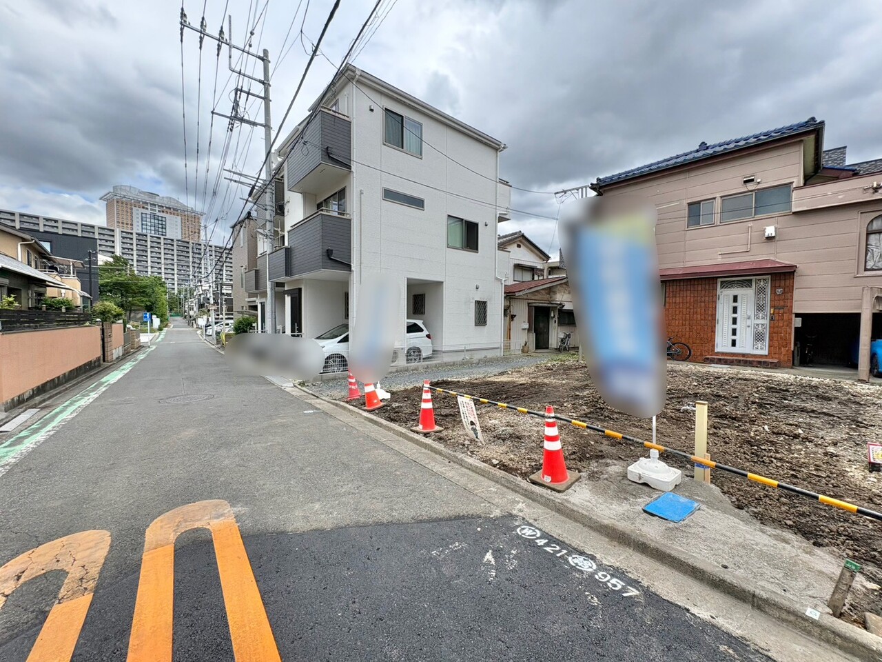 キッチンそばに水回りを設け、毎日の家事動線にも配慮しました。(令和8年5月 撮影)
