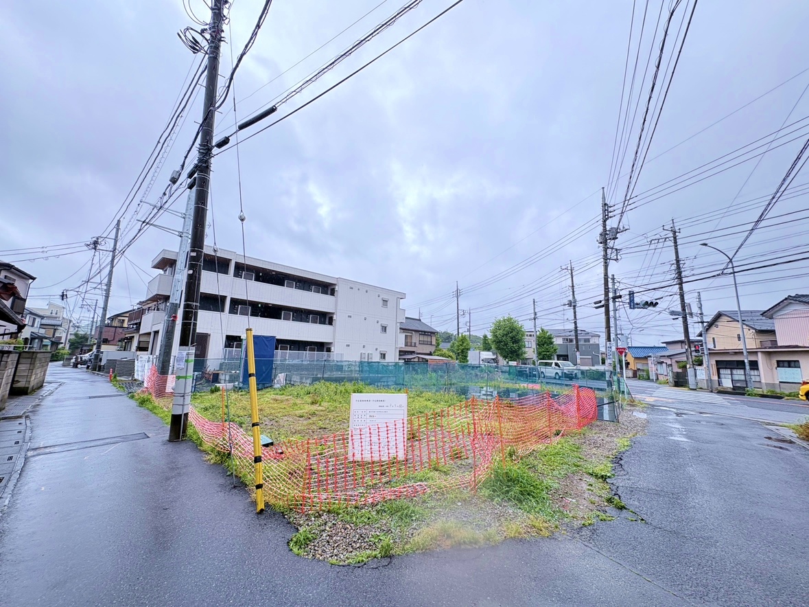 LDKは広々20.5帖、キッチン横にはパントリーを確保しました。(令和8年5月 撮影)