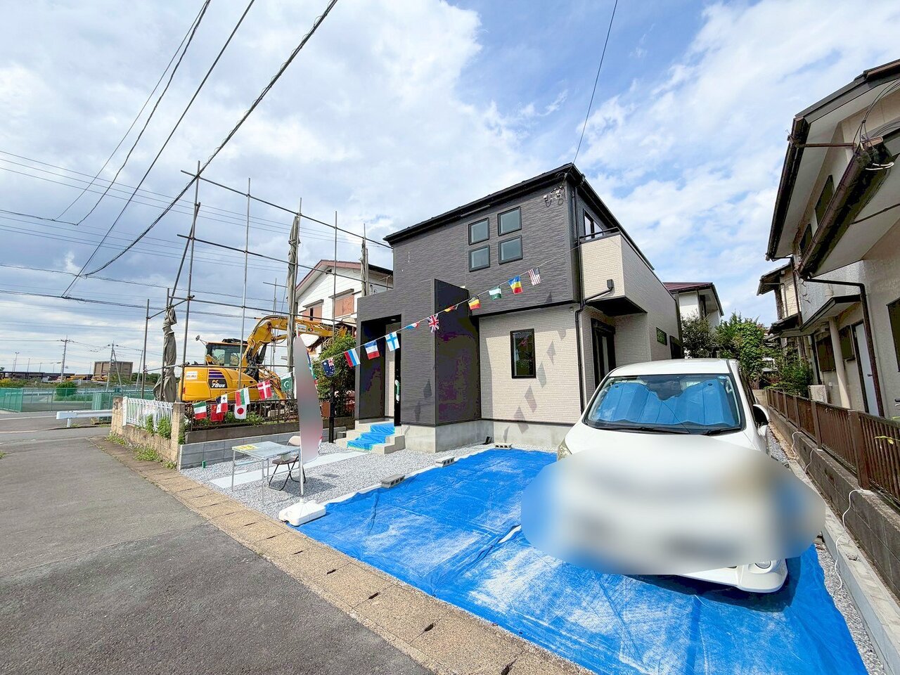 16帖超LDK+4帖超続き間洋室付き。