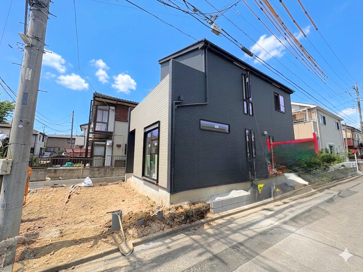 敷地面積は３３．４坪、４ＬＤＫ＋ＷＩＣ付きのお住まいです。(令和8年6月 撮影)