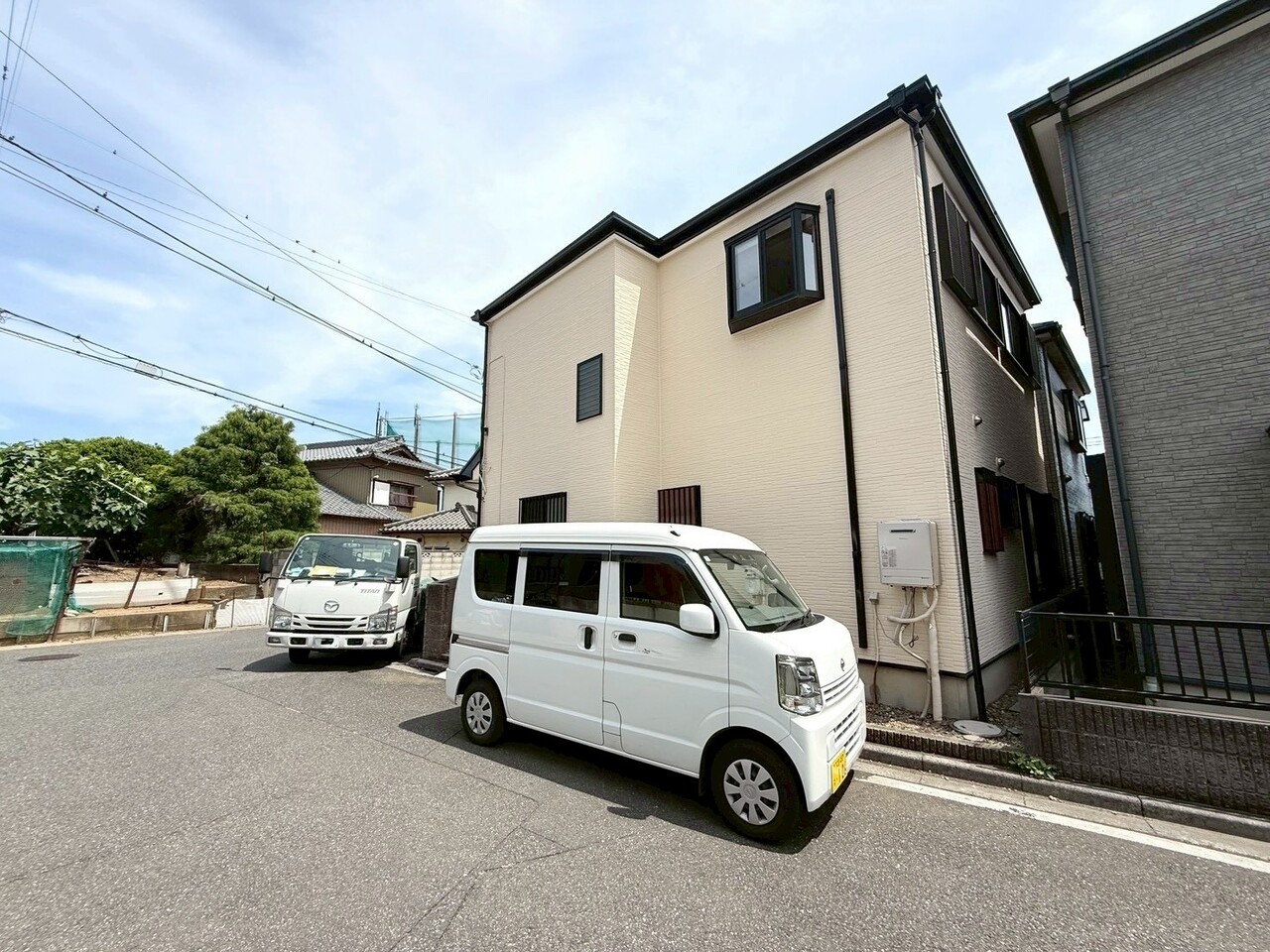 現地の採光や通風も実際にご確認下さい。