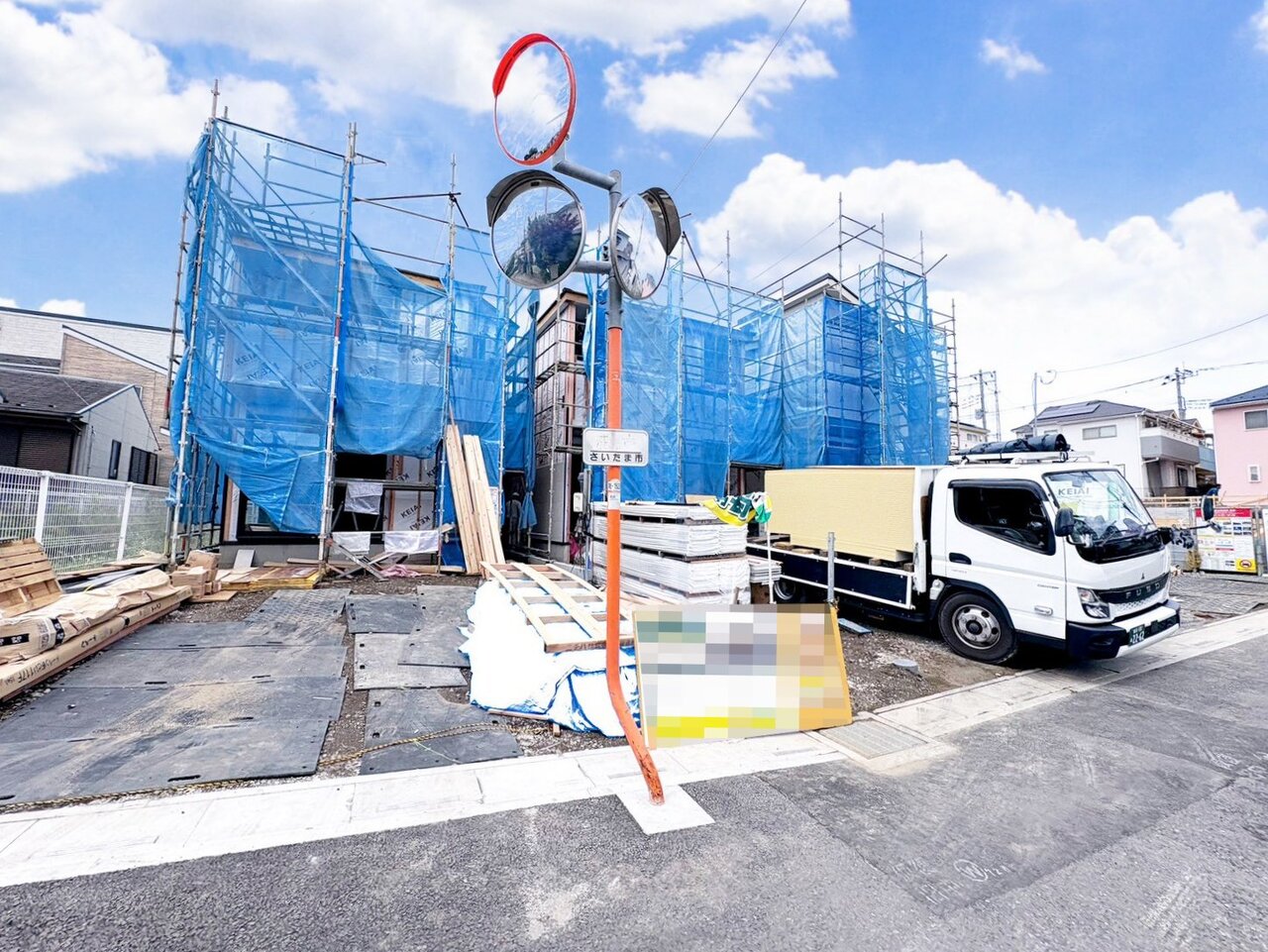 18帖のLDKは、開放感のある対面式キッチンを採用しています。(令和8年6月 撮影)