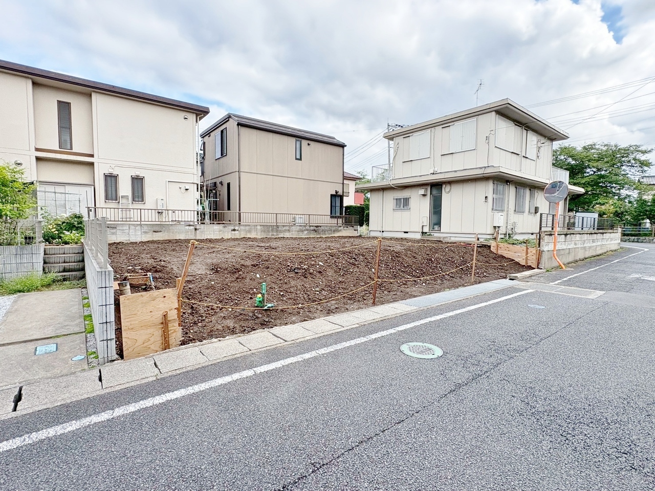 1階は回遊性がありスムーズな動線も魅力。(令和8年6月 撮影)