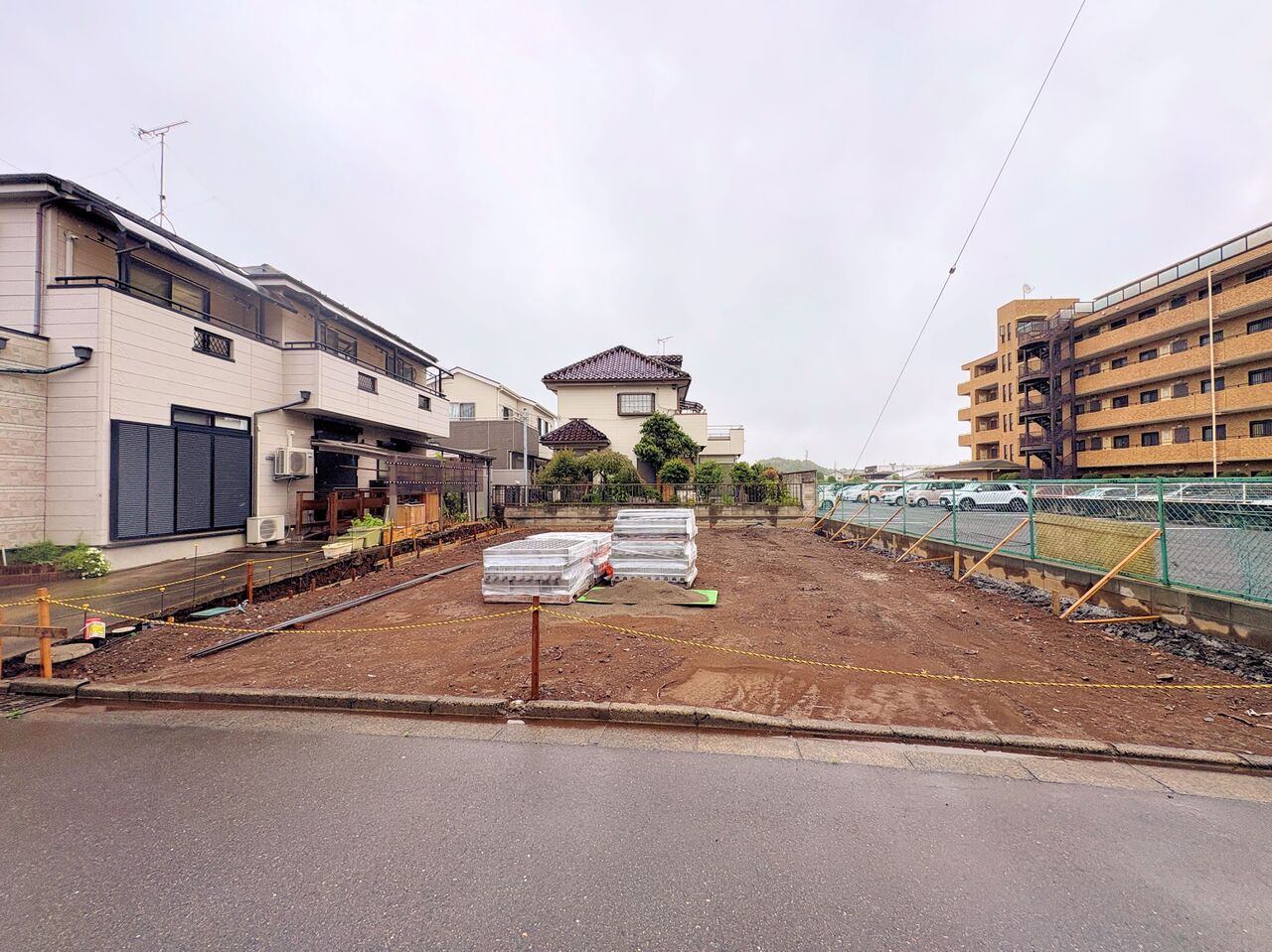 敷地面積は５１坪超、ご家族でゆったりと過ごせる４LDKの間取りです。(令和8年6月 撮影)