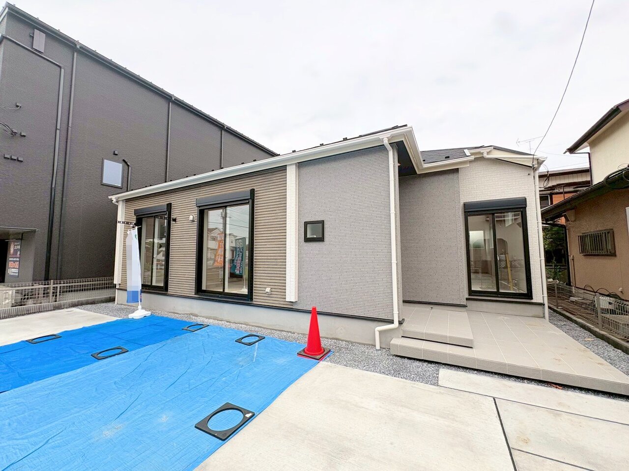 北上尾駅徒歩１６分、敷地面積６０坪の平屋建てのお住まいです。