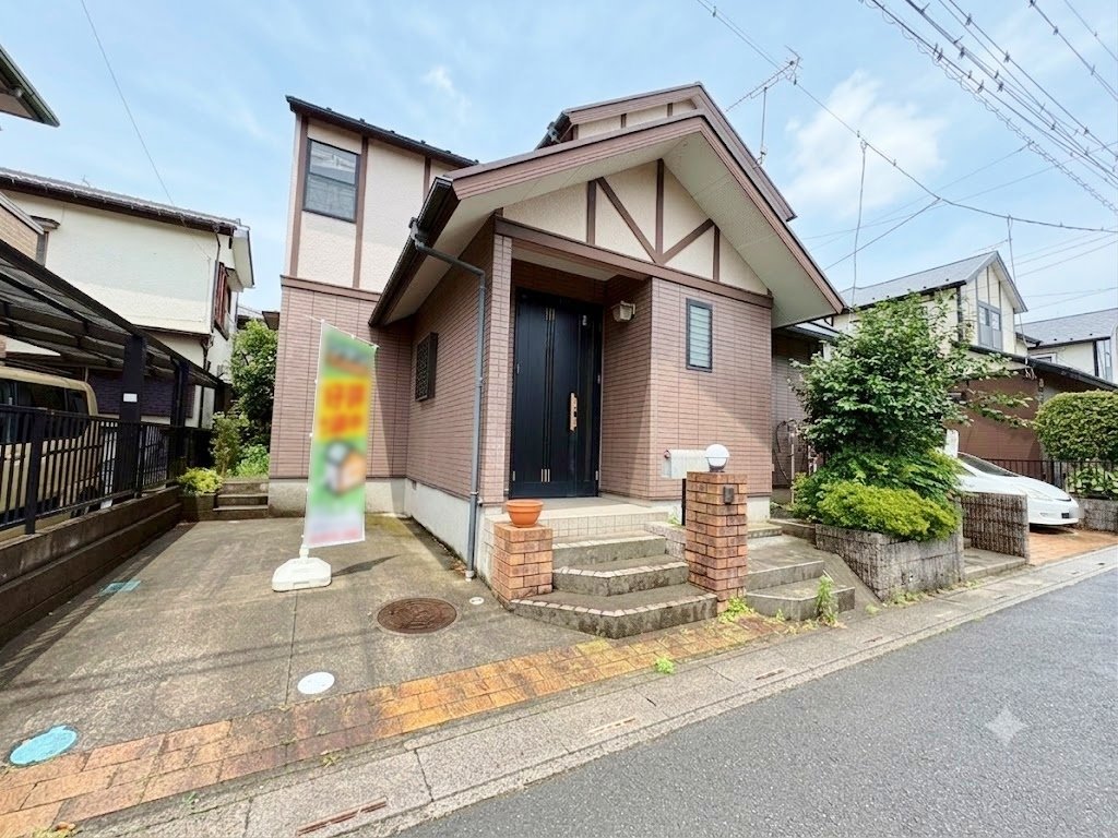 ２階は全居室二面採光、主寝室にはWIC完備。(令和8年6月 撮影)