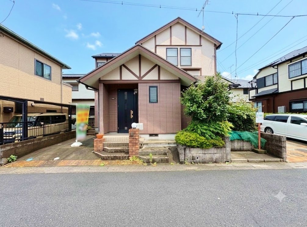 趣のある佇まい。重ねた月日が味わい深い歴史を感じさせます。(令和8年6月 撮影)