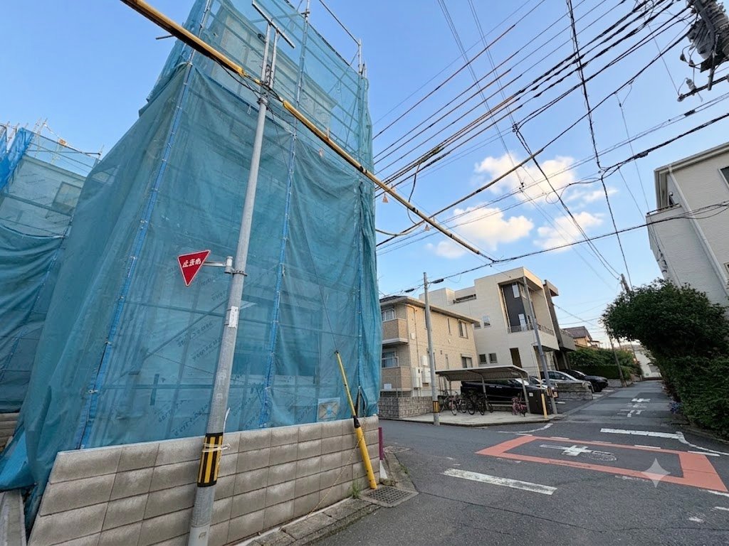 リビングイン階段を採用しコミュニケーション動線に配慮しました。(令和8年6月 撮影)