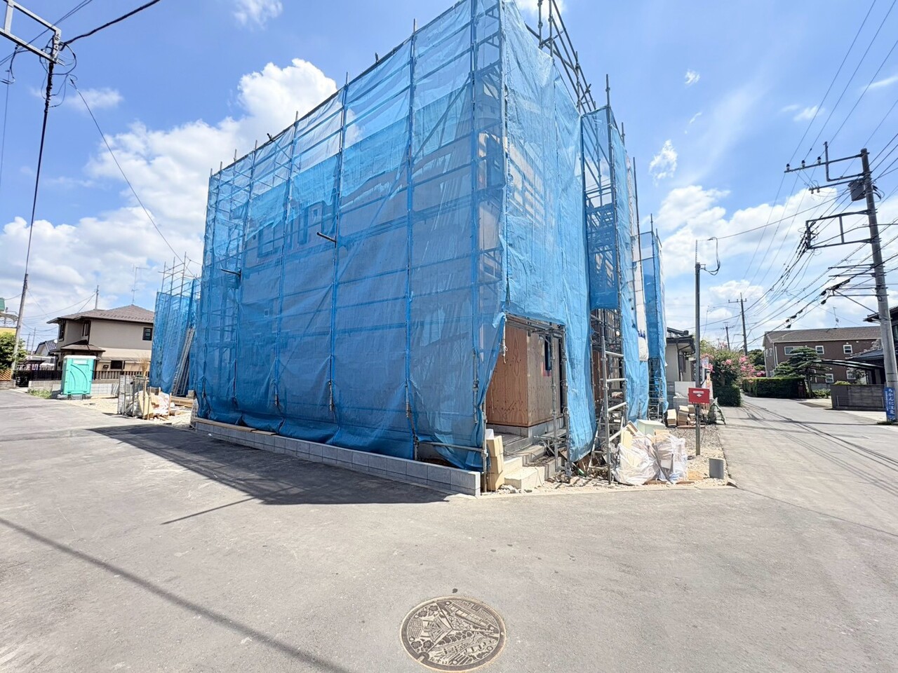 2階は全居室6帖以上、収納スペース付きでゆったりとお過ごしいただけます。(令和8年8月撮影)