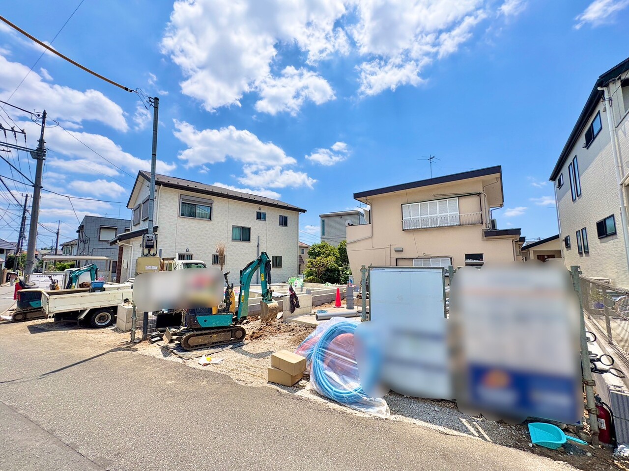 くつろぐ方とお料理をされる方の一体感を重視した対面式キッチンを採用。(令和8年7月撮影)