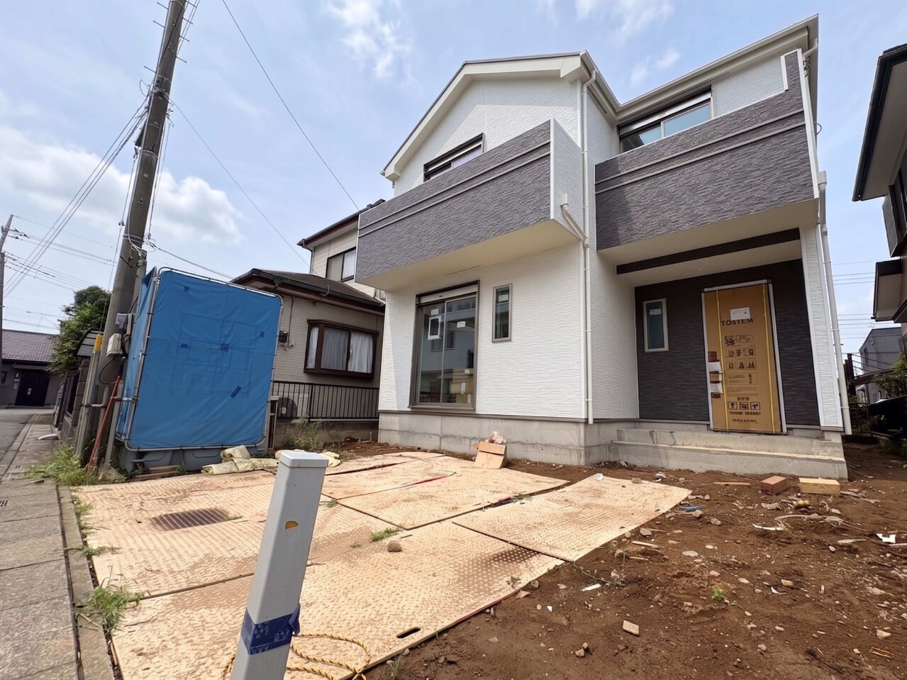 敷地面積は３３坪以上、４LDKのお住まい。(令和8年8月撮影)