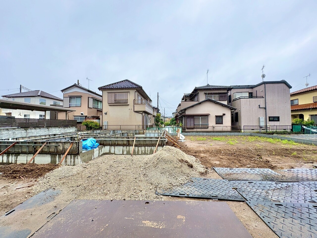 主寝室は広々9帖。充実した生活は伸びやかな居室空間から始まります。(令和8年6月 撮影)