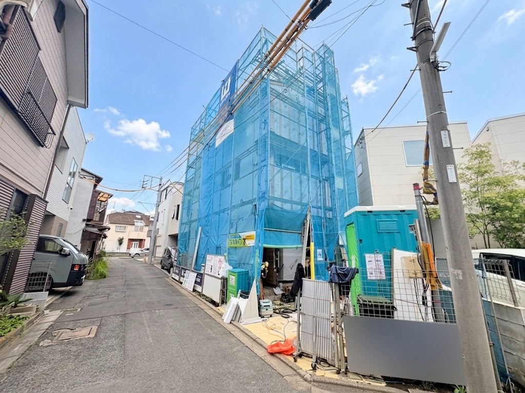 リビングを２階にすることで、通風・採光にも優れ心地よい光と風があふれています。(令和8年8月撮影)