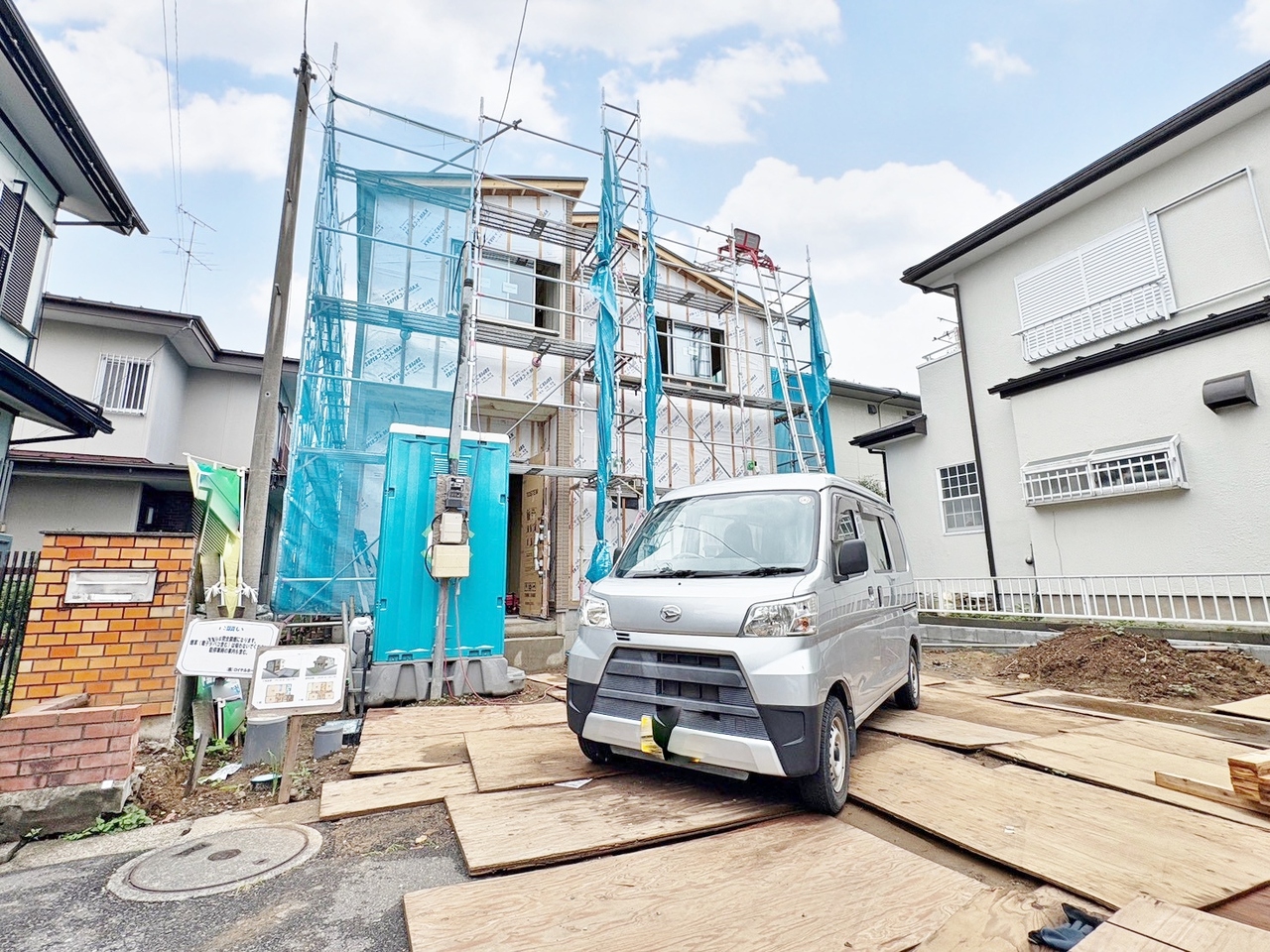大容量のWICはご家族が共有して使える機能的な空間です。(令和8年7月撮影)