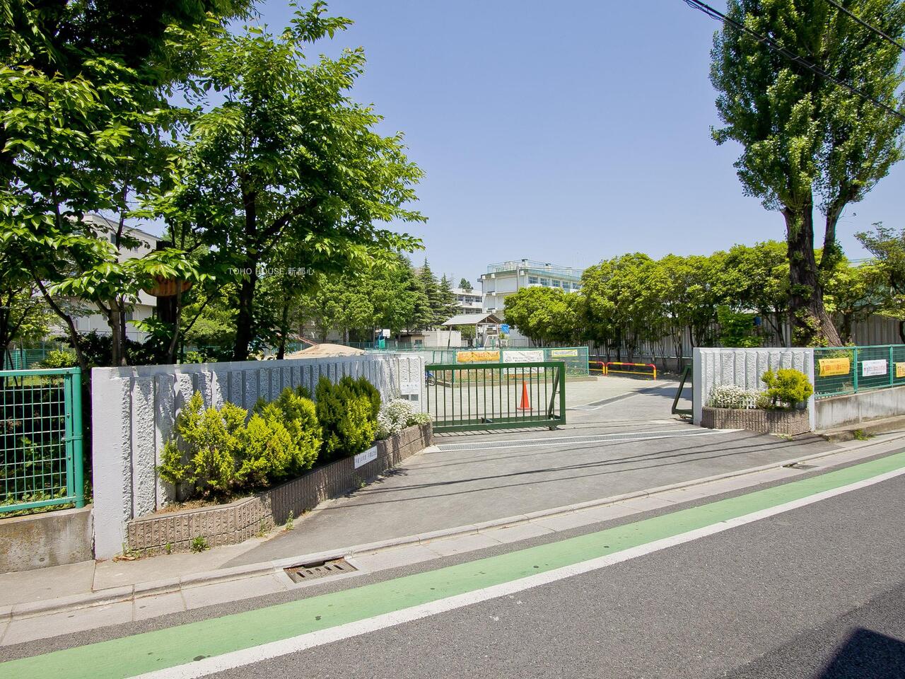 大谷口小学校まで約850m