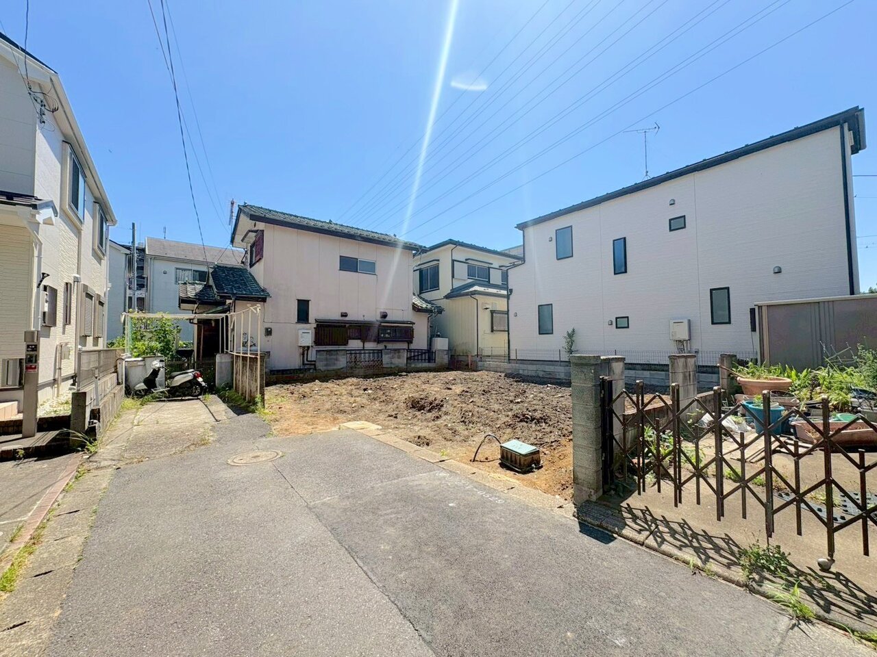 二部屋から行き来できる続きバルコニーを配置しています。(令和8年7月撮影)