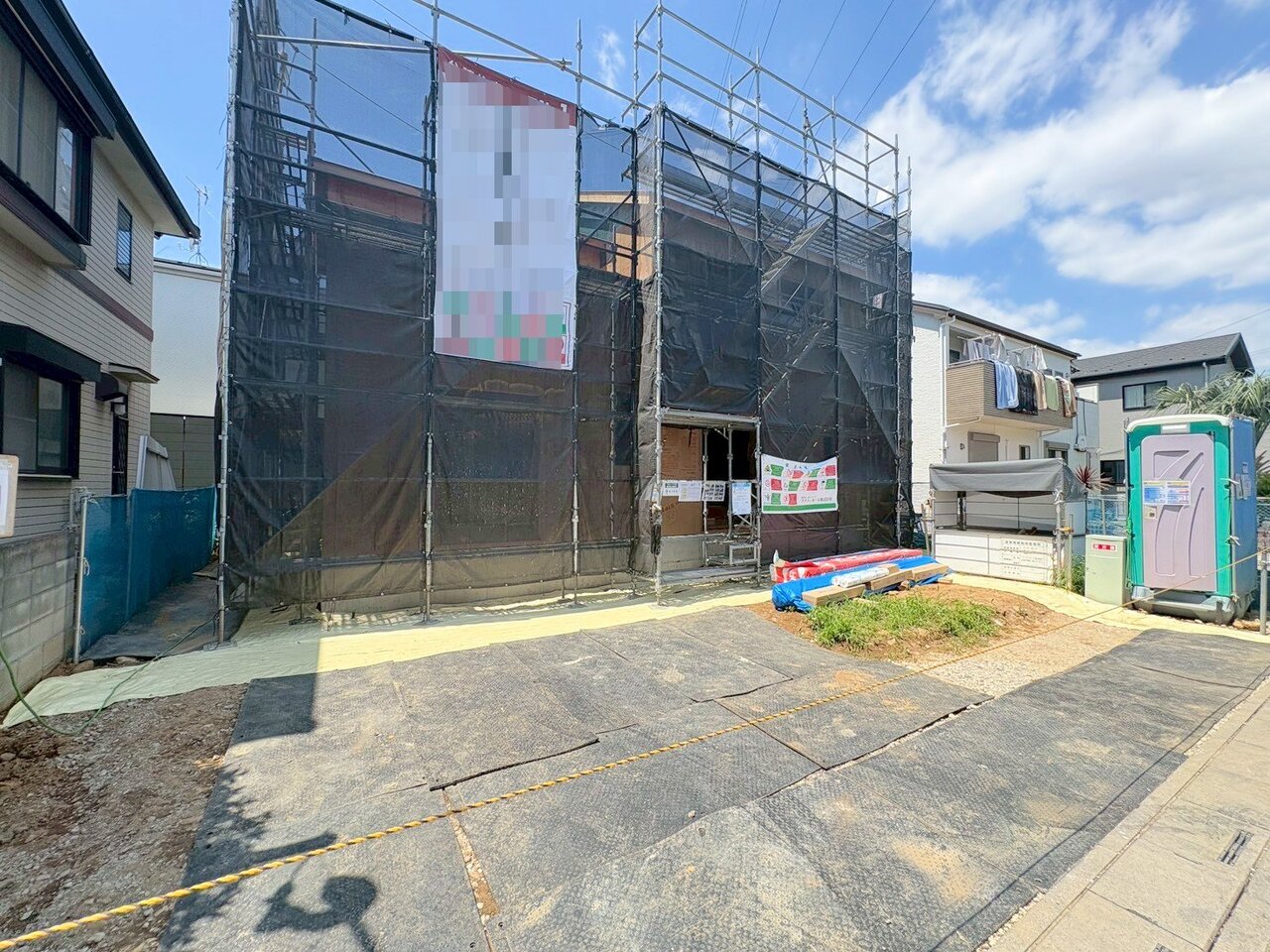 リビング横には続き間の和室を備えた間取り。(令和8年7月撮影)