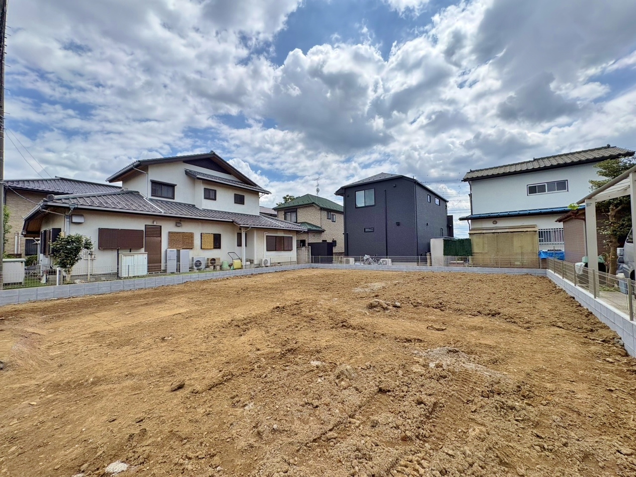 岩槻区上野１丁目