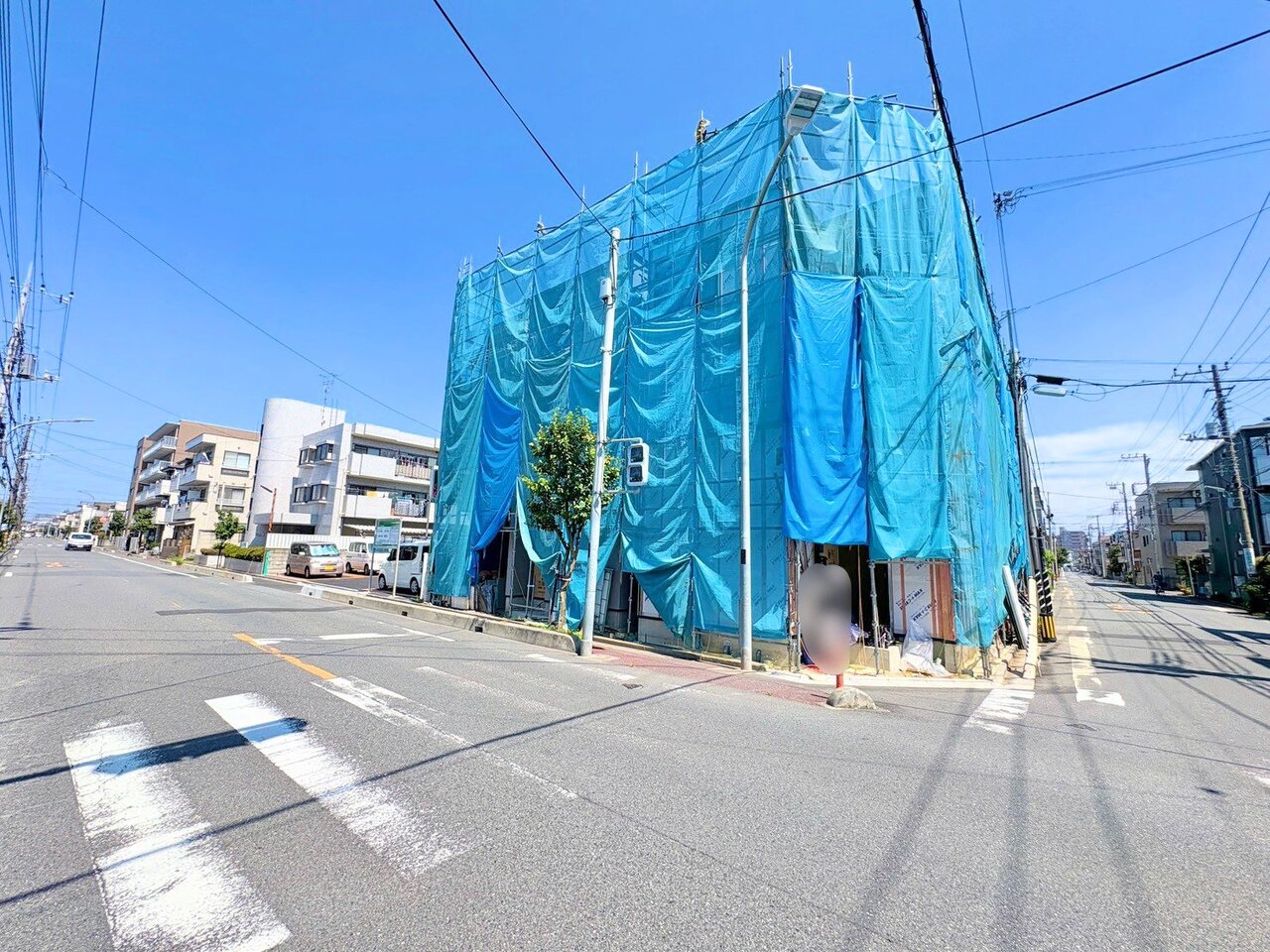 西川口駅まで徒歩12分、スーパーなど買い物施設も近く便利です。(令和8年7月撮影)