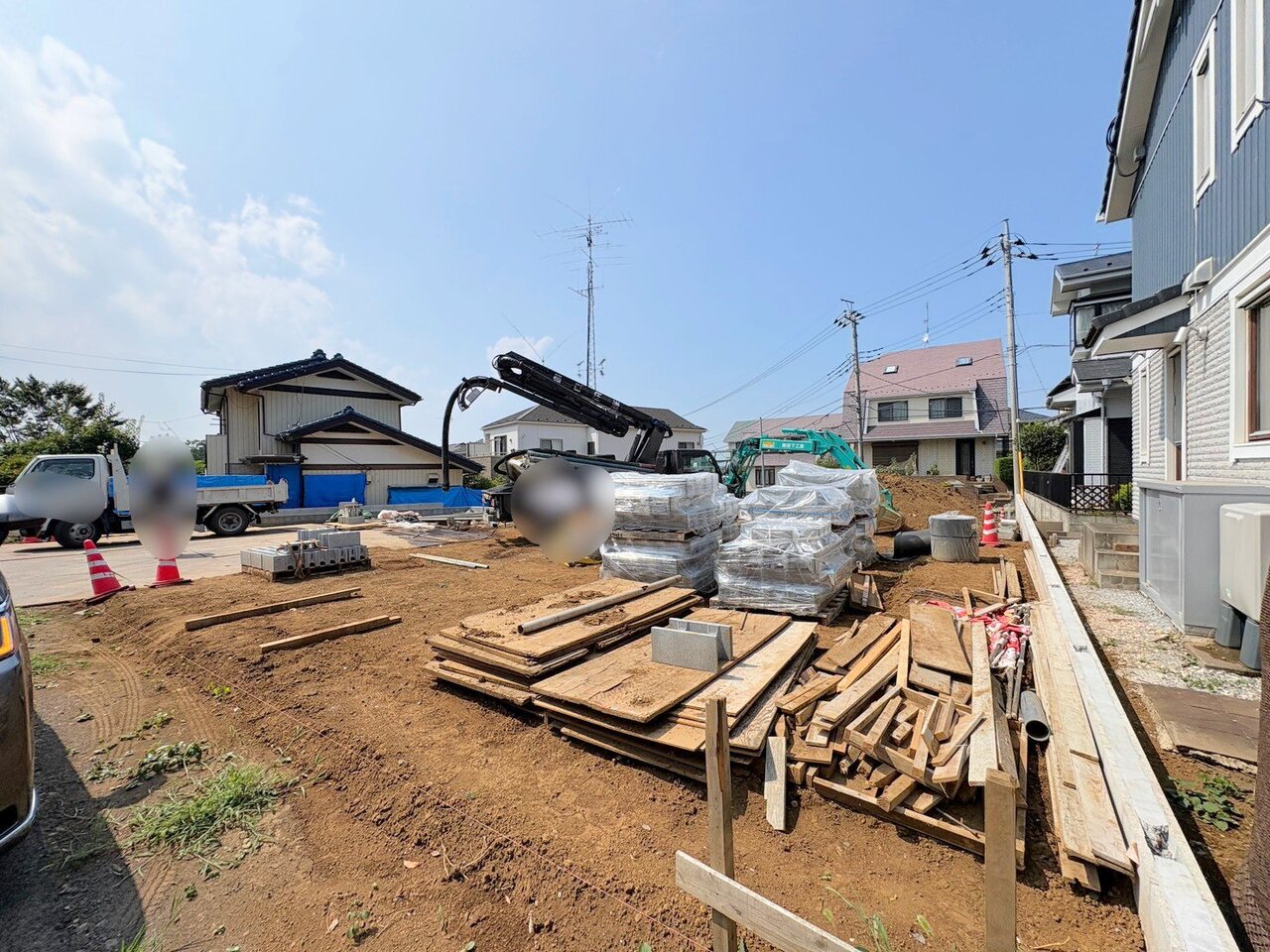 開放感のあるLDKは広々17帖、続き間の洋室を備えています。(令和8年7月撮影)