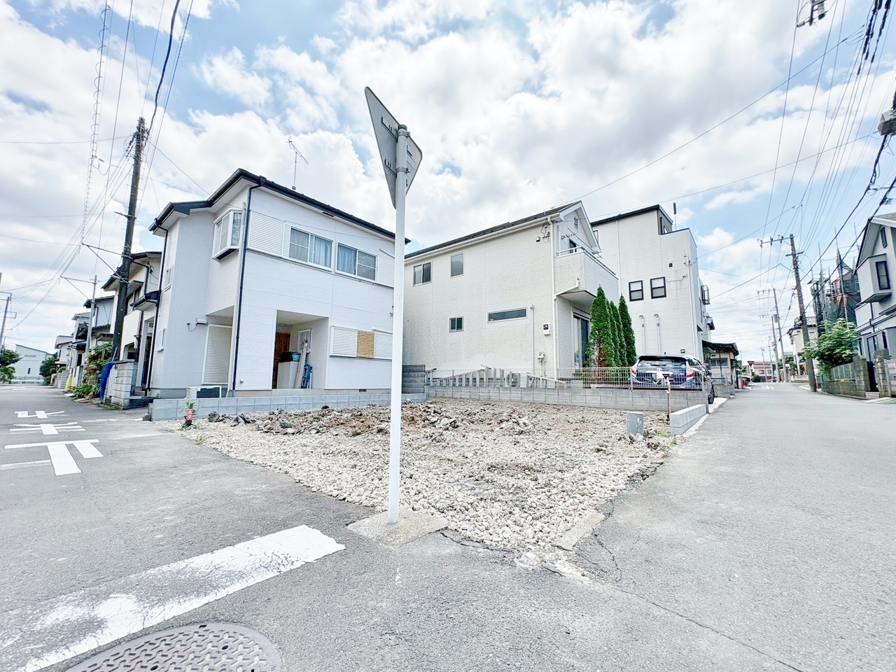 2階にリビングを配置することにより、プライバシーも守られた安心の空間。(令和8年7月撮影)