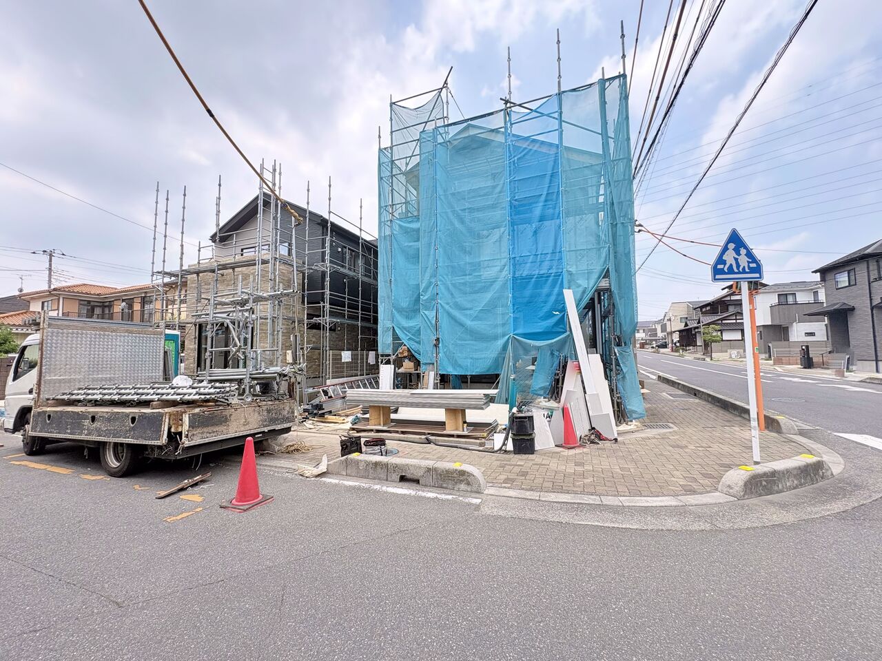 ２０帖以上のＬＤＫは折上天井にすることで、雰囲気が格段に上がります。(令和8年7月撮影)