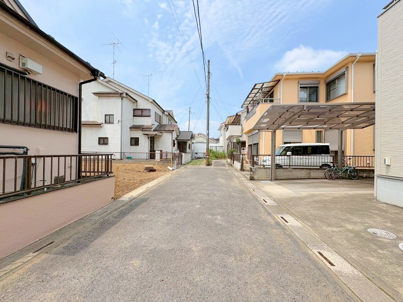 洗面、浴室を２階に配置し、洗濯動線を考慮した設計。(令和8年7月撮影)