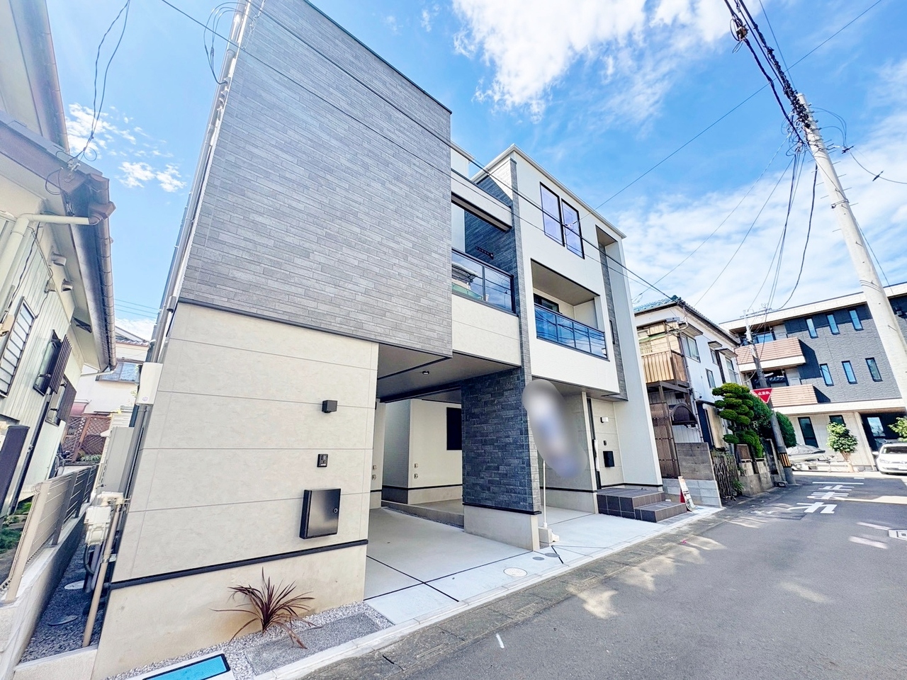 ＬＤＫは明るく照らすことのできるバルコニーに面した空間。