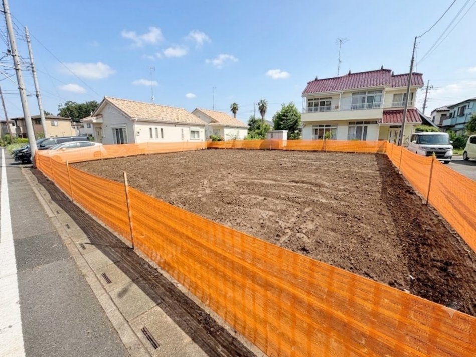 敷地面積は51坪以上、4LDK+2WICの間取りです。(令和8年7月撮影)