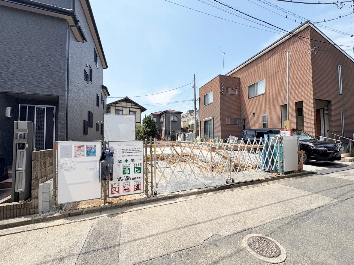 自然と家族のコミュニケーションが生まれるリビングイン階段。(令和8年7月 撮影)