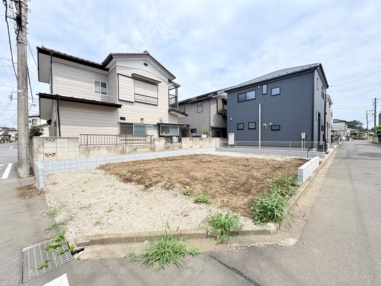 開放感のあるＬＤＫは広々１７帖、対面式キッチンを採用しました。(令和8年8月撮影)