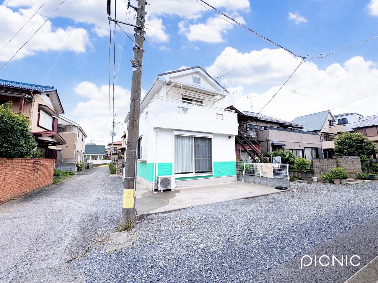２階は全居室６帖以上、全居室からバルコニーへ出入り可能です。