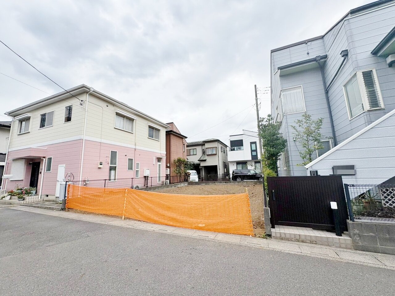 3.7帖の納戸や大型ＷＩＣ、玄関土間収納付きで収納が充実しています。(令和8年8月撮影)