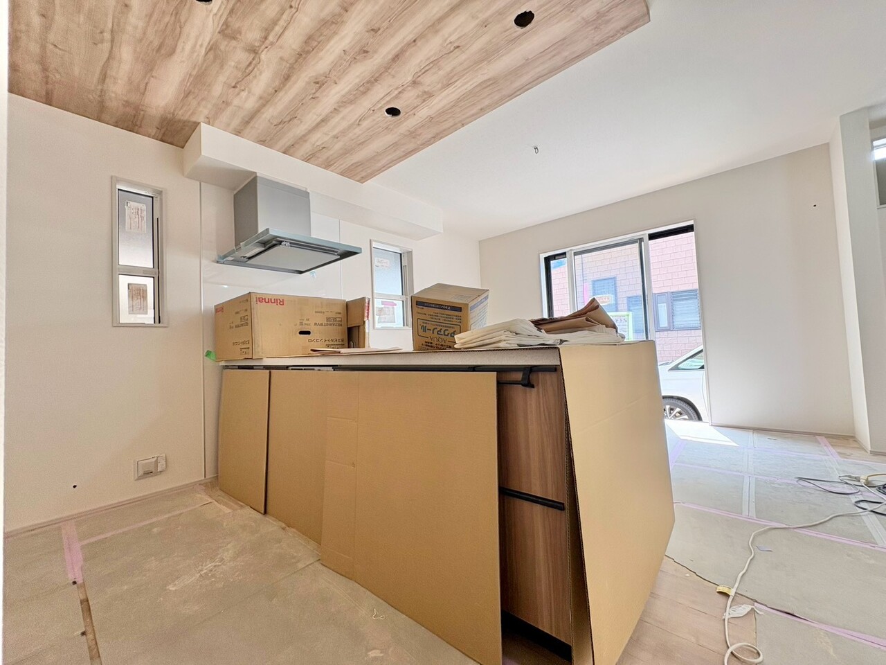 くつろぐ方とお料理をされる方の一体感を重視した設計。(令和8年8月撮影)