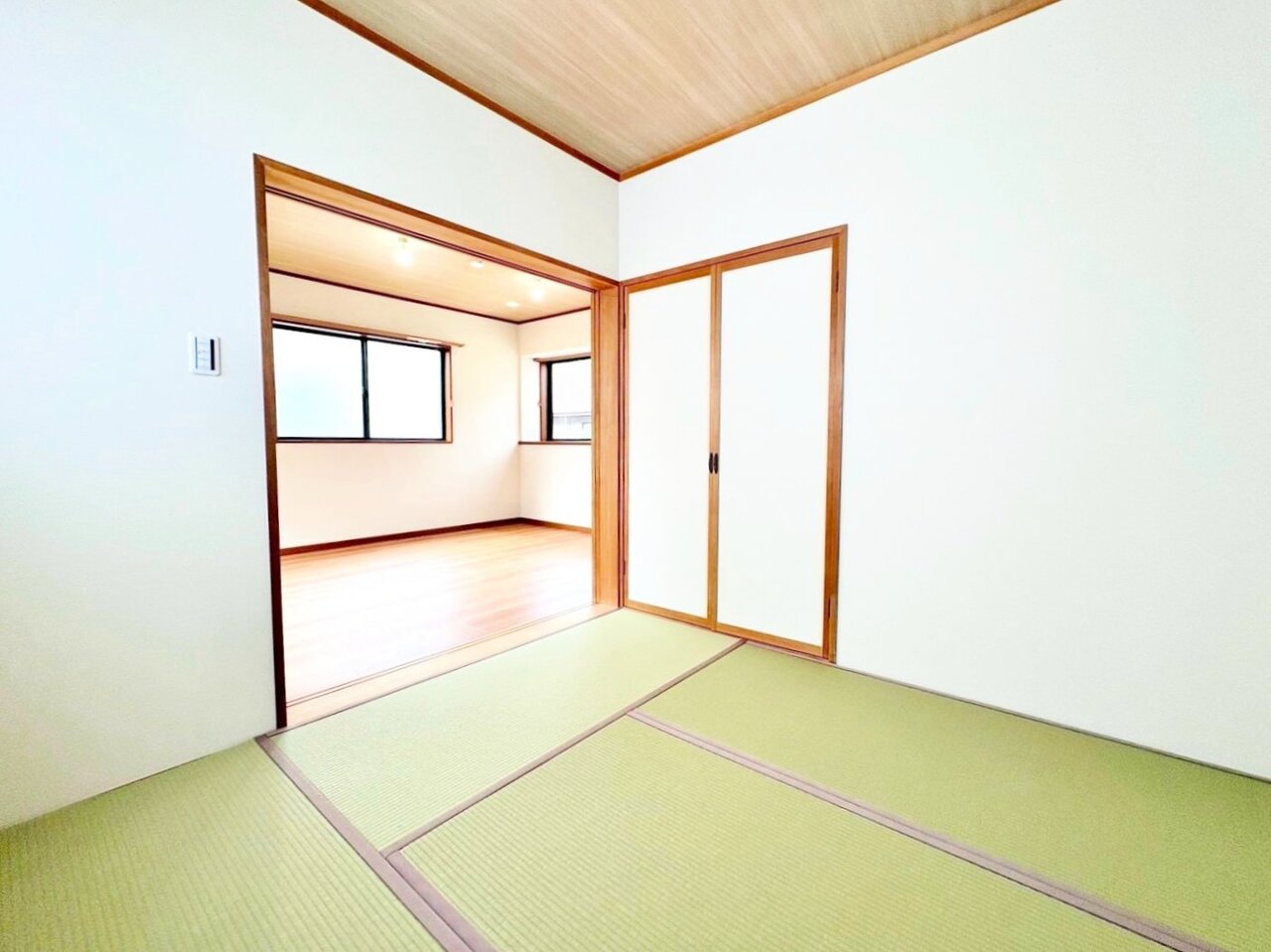 和室がある幸せ。時にはゆったりと畳の上で過ごしたいものです。